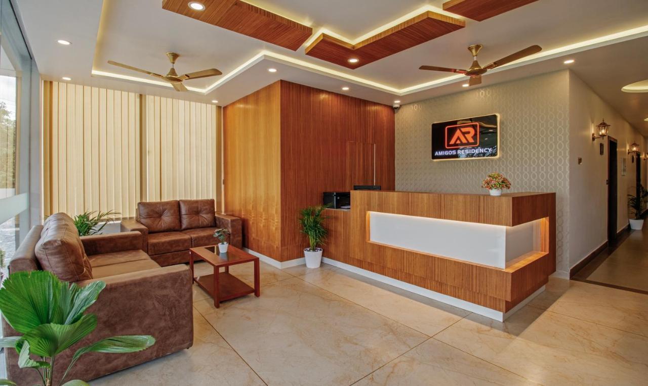 Treebo Amigos Residency Cochin Airport Hotel Kochi Esterno foto