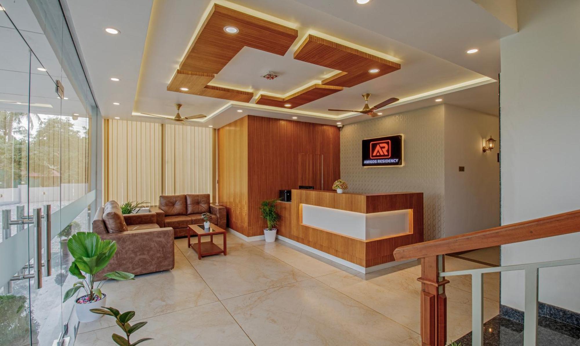 Treebo Amigos Residency Cochin Airport Hotel Kochi Esterno foto